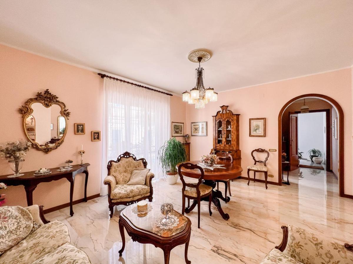 아테싸 Borgo Antico 아파트 외부 사진